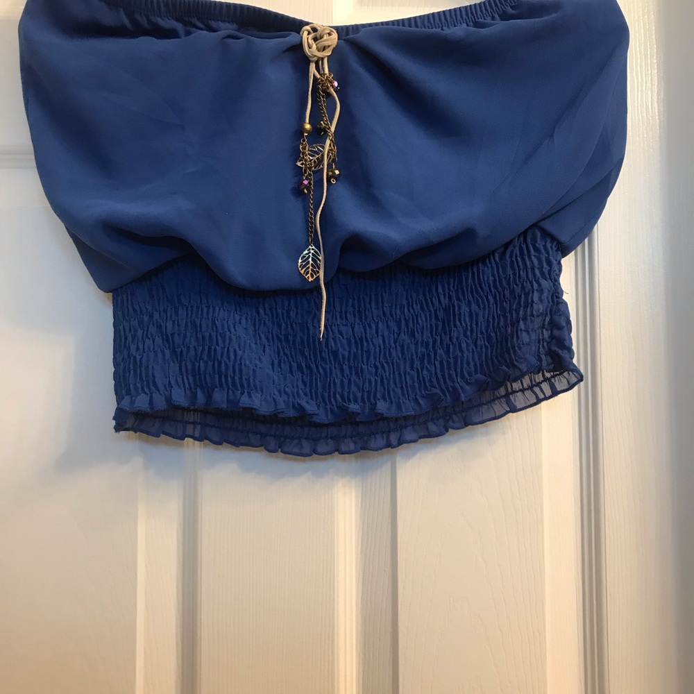 Halter top - Picture 3 of 4